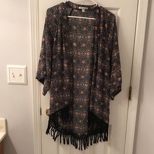 American Eagle xs floral kimono, shrug, poncho.